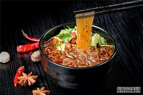 欢辣酸辣粉在多地设有经营网点