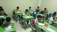 中小学辅导班怎么加盟 为了提高孩子的学